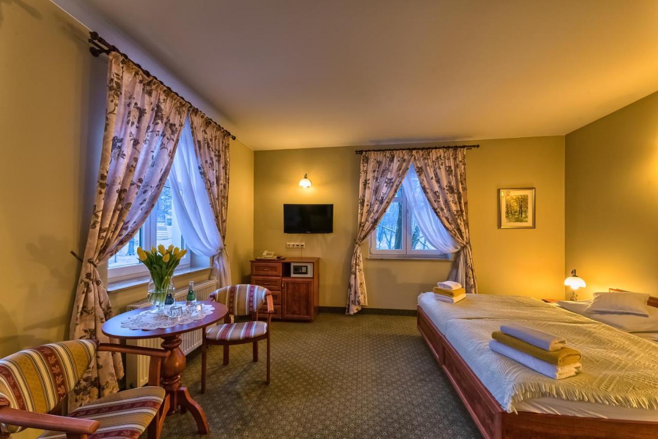 Hotel BERLINER Świeradów-Zdrój Buitenkant foto